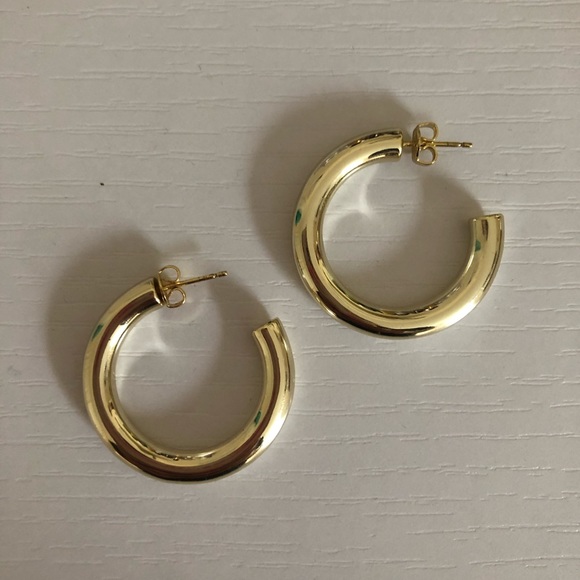 GOLD HOOPS - Picture 4 of 8